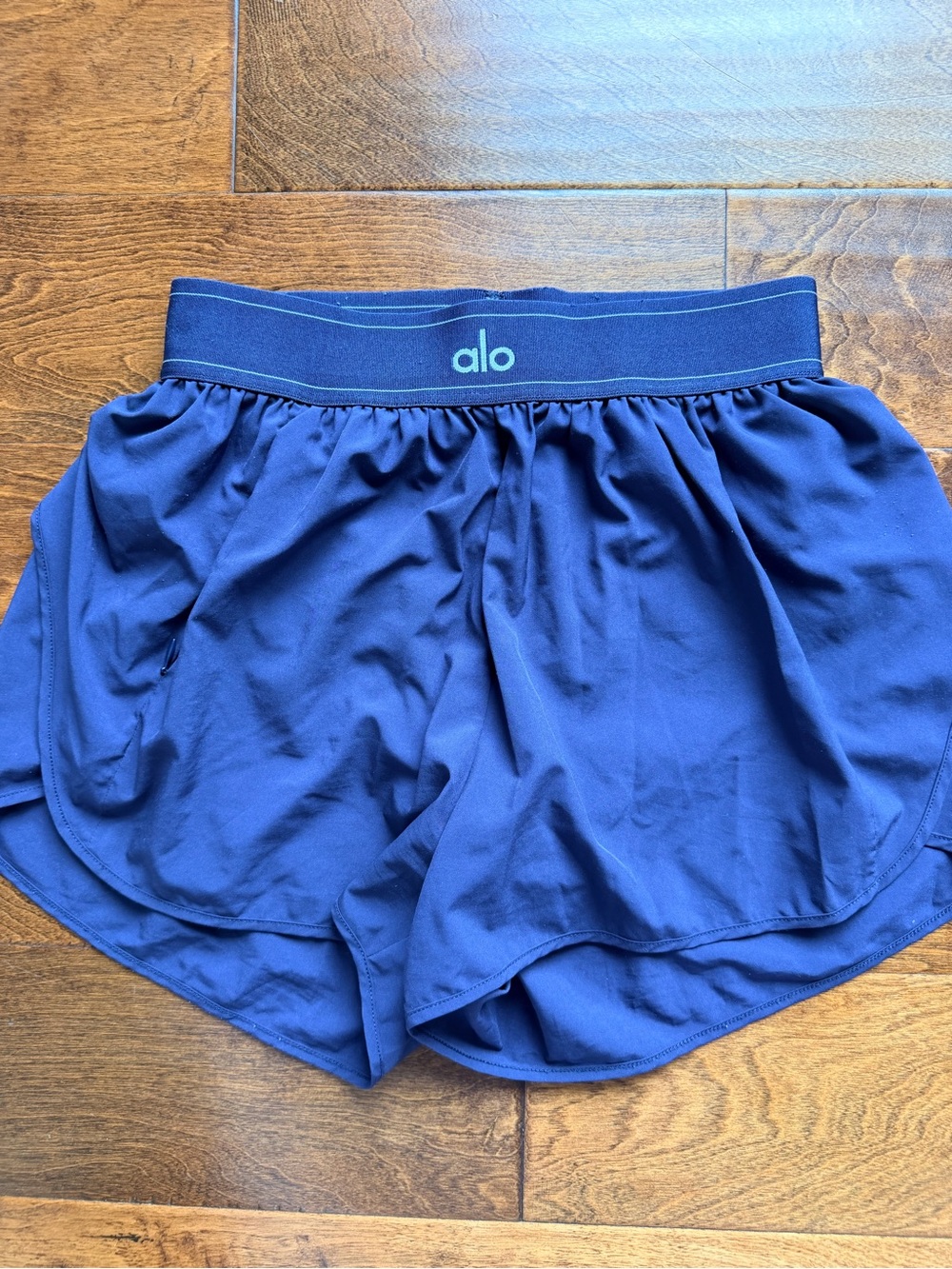 ALO Women's Navy Blue Match Point Shorts